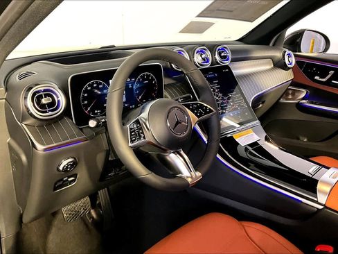 New 2026 Mercedes-Benz GLC 300 4MATIC image 9