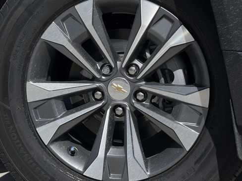 New 2026 Chevrolet Equinox LT w/ Safety and Technology Package image 9