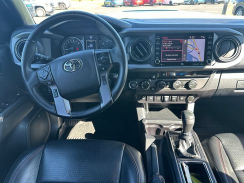 Used 2022 Toyota Tacoma TRD Pro AWD/4WD image 15