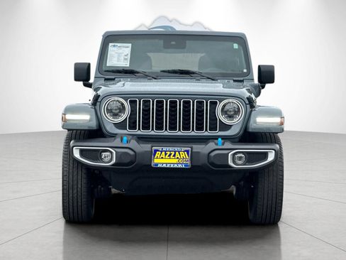 Used 2024 Jeep Wrangler Unlimited Sahara AWD/4WD image 8
