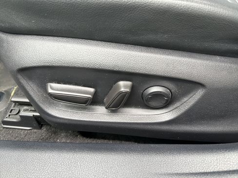 Used 2023 Toyota Camry SE w/ Cold Weather Package image 11