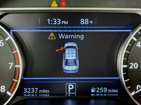 Used 2026 Nissan Altima 2.5 SV FWD image 14