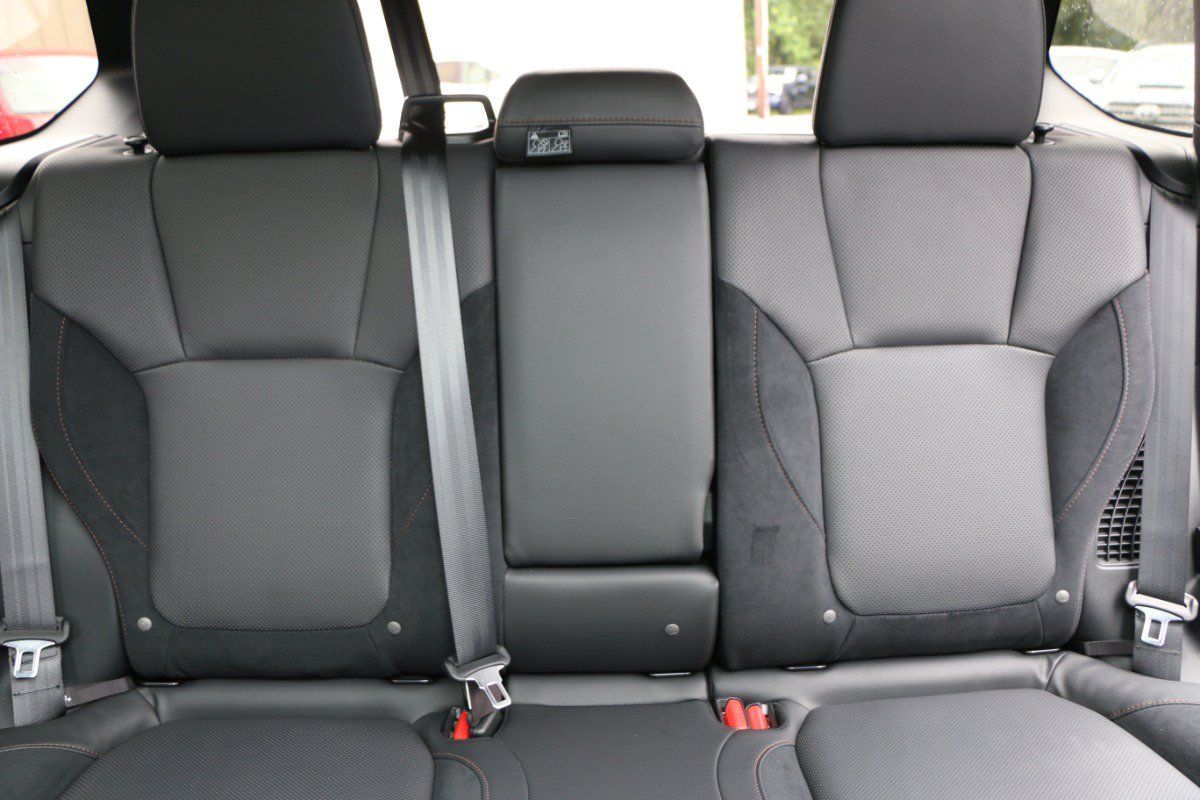 Used 2025 Subaru Forester Touring AWD/4WD image 31