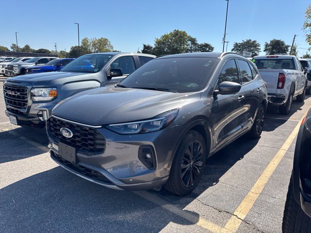 Used 2024 Ford Escape ST-Line Elite w/ Premium Technology Package AWD/4WD image 1