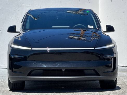 Used 2026 Tesla Model Y Long Range AWD/4WD image 8
