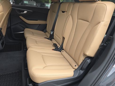 New 2026 Audi Q7 Premium Plus AWD/4WD image 17