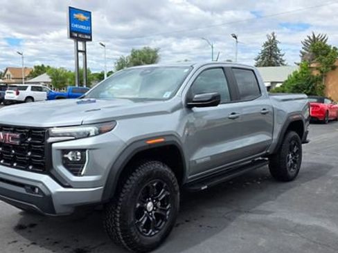 Used 2023 GMC Canyon Elevation w/ Convenience Package AWD/4WD image 3