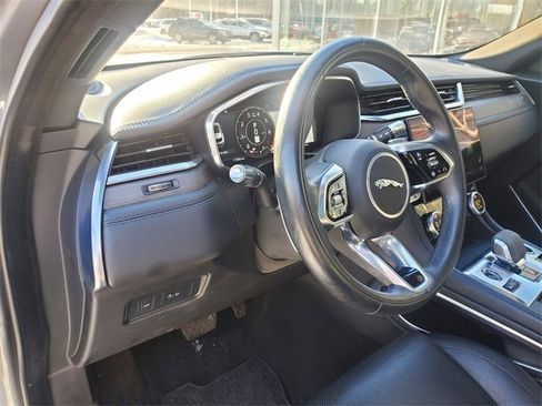 Used 2021 Jaguar F-PACE S image 19