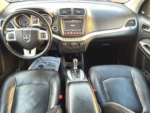 Used 2019 Dodge Journey GT image 31