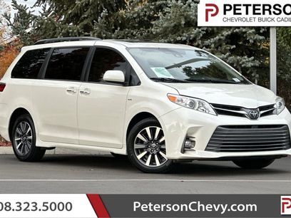 Used 2018 Toyota Sienna XLE Premium