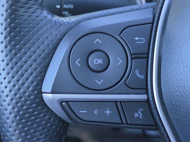 Used 2022 Toyota Camry XLE FWD image 23