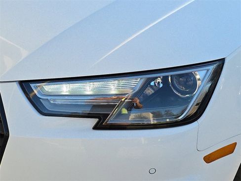 Used 2019 Audi A4 2.0T Premium image 34