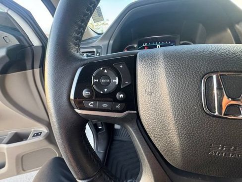 Used 2021 Honda Pilot Touring image 14