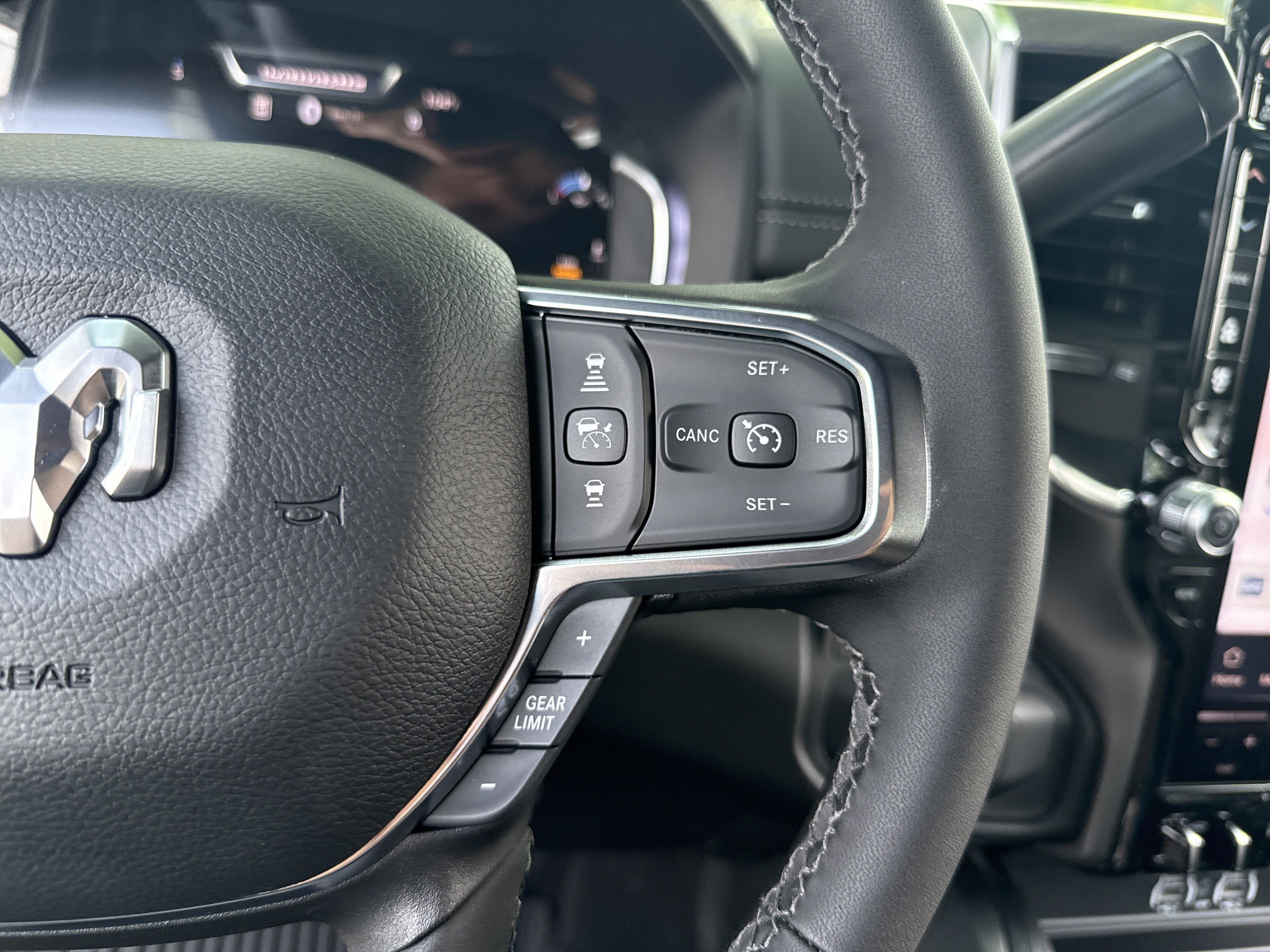 New 2026 RAM 3500 Laramie AWD/4WD image 26
