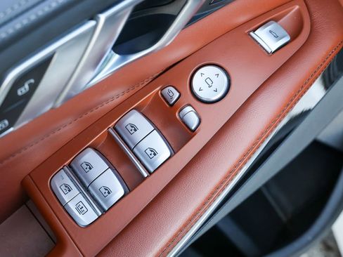 Used 2023 BMW X7 M60i w/ Executive Package image 22