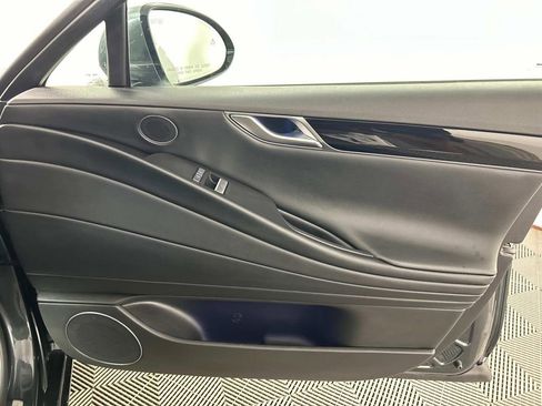 Used 2024 Genesis G80 2.5T image 18