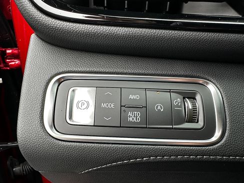 Used 2025 Buick Enclave Avenir w/ Super Cruise Package AWD/4WD image 19