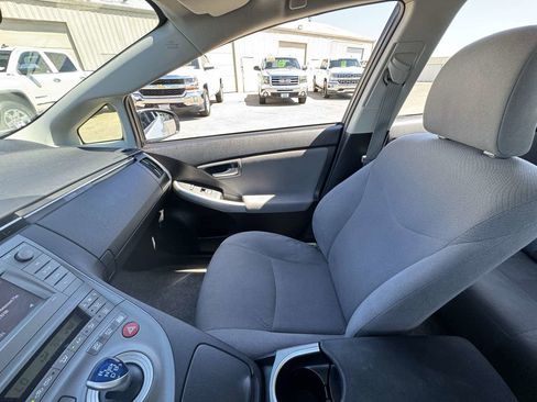 Used 2014 Toyota Prius Two FWD image 29