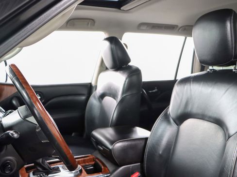 Used 2019 INFINITI QX80 Luxe w/ All-Season Package image 25