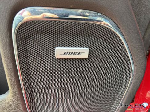 Used 2018 GMC Sierra 1500 SLT AWD/4WD image 29