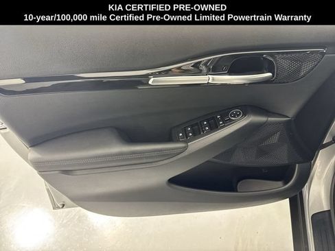 Certified 2025 Kia Seltos X-Line AWD/4WD image 18