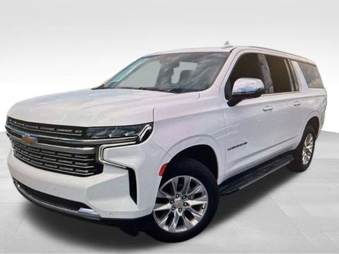 Used 2023 Chevrolet Suburban Premier AWD/4WD image 1