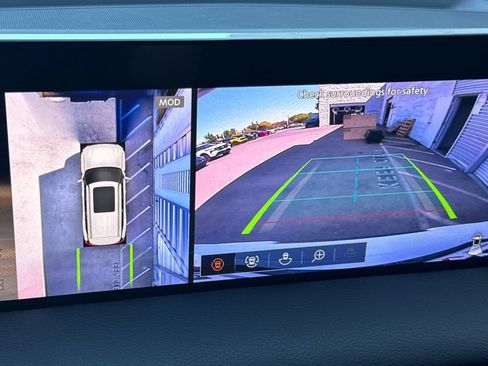 New 2025 Nissan Armada SL image 17