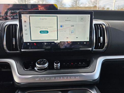 New 2025 Ford Expedition Max Platinum w/ Stealth Performance Package image 14