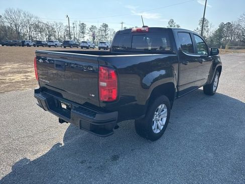 Used 2021 Chevrolet Colorado LT w/ Safety Package image 3