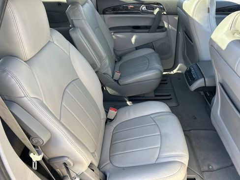 Used 2013 Buick Enclave Premium FWD image 13