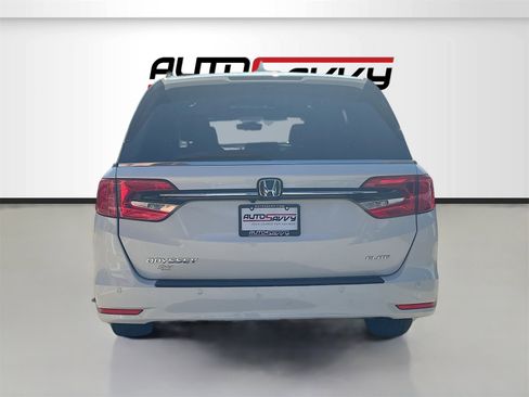 Used 2023 Honda Odyssey Elite image 6