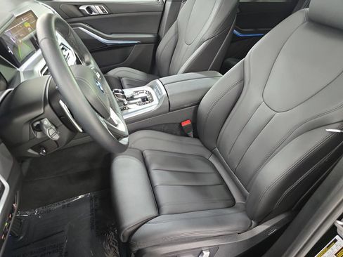 Used 2022 BMW X5 xDrive45e AWD/4WD image 5