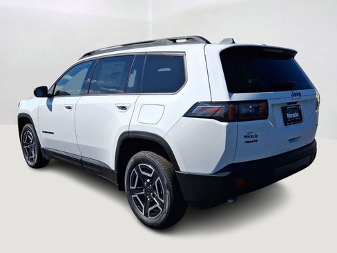 New 2026 Jeep Cherokee Laredo AWD/4WD image 5
