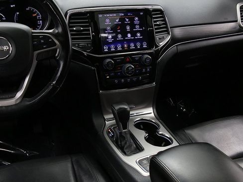 Used 2019 Jeep Grand Cherokee Limited image 15