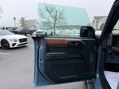 Used 2024 Ford Bronco Outer Banks image 23