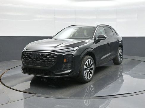 New 2026 Audi Q3 quattro 2.0T AWD/4WD image 3