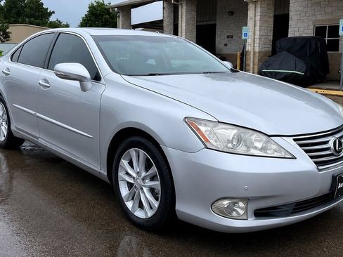 Used 2011 Lexus ES 350 FWD image 2
