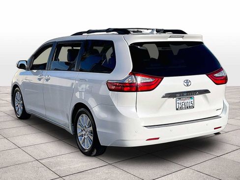 Used 2016 Toyota Sienna Limited FWD image 13