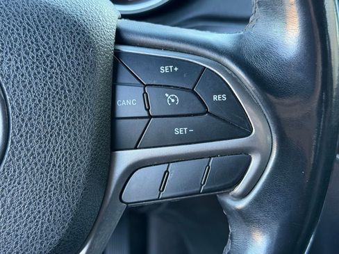 Used 2018 Jeep Grand Cherokee Limited w/ Trailer Tow Group IV image 14