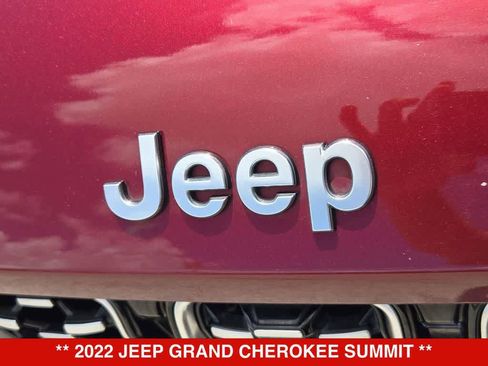 Used 2022 Jeep Grand Cherokee Summit w/ Adv Protech Group IV AWD/4WD image 11