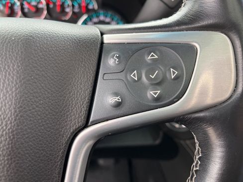 Used 2020 GMC Yukon SLT w/ Premium Edition image 23