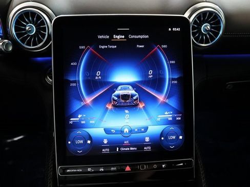 Used 2022 Mercedes-Benz SL 63 AMG 4MATIC image 25