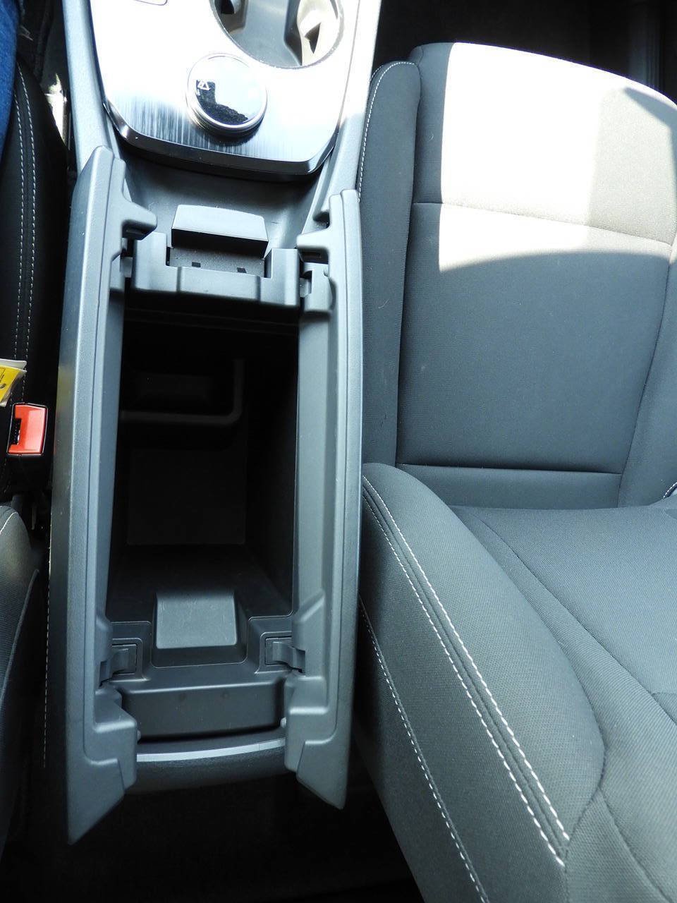 Used 2023 Nissan Rogue S AWD/4WD image 38