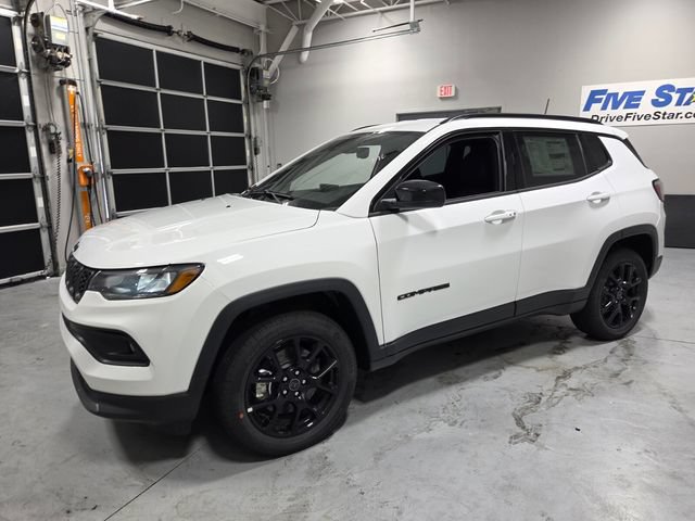 New 2026 Jeep Compass Latitude AWD/4WD image 3
