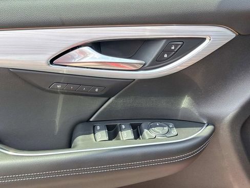 New 2025 Buick Envision Avenir image 21