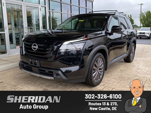 Certified 2023 Nissan Pathfinder SL w/ SL Premium Package AWD/4WD image 1