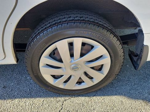 Used 2019 Nissan NV200 SV w/ Navigation Package image 9