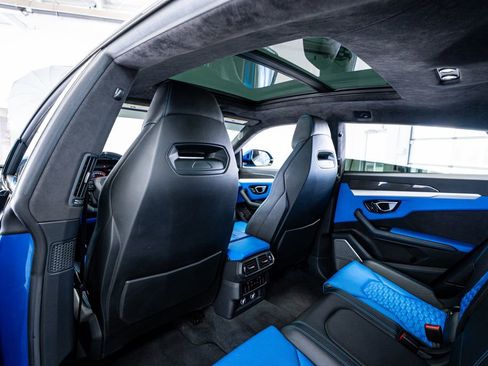 Used 2020 Lamborghini Urus image 65