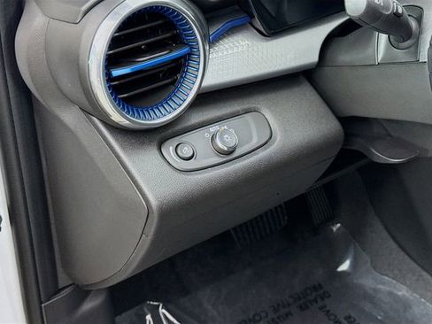 New 2026 Chevrolet Trax LT w/ Driver Confidence Package image 12