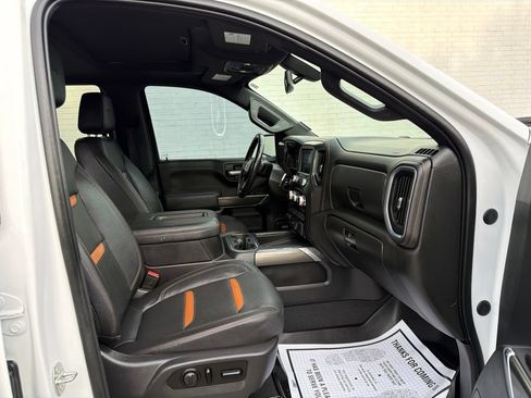 Used 2021 GMC Sierra 1500 AT4 w/ AT4 Value Package AWD/4WD image 12